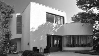Illustration for article titled The most gorgeous Bauhaus designs in the world are in Hungary